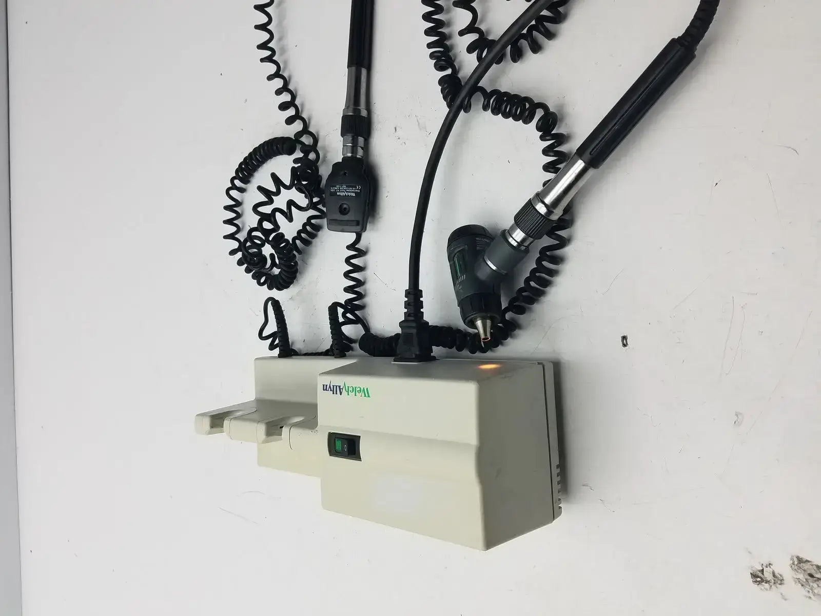Welch Allyn 767 Series Wall Transformer With Otoscope & Ophthalmoscope Head - Diagnostic Set