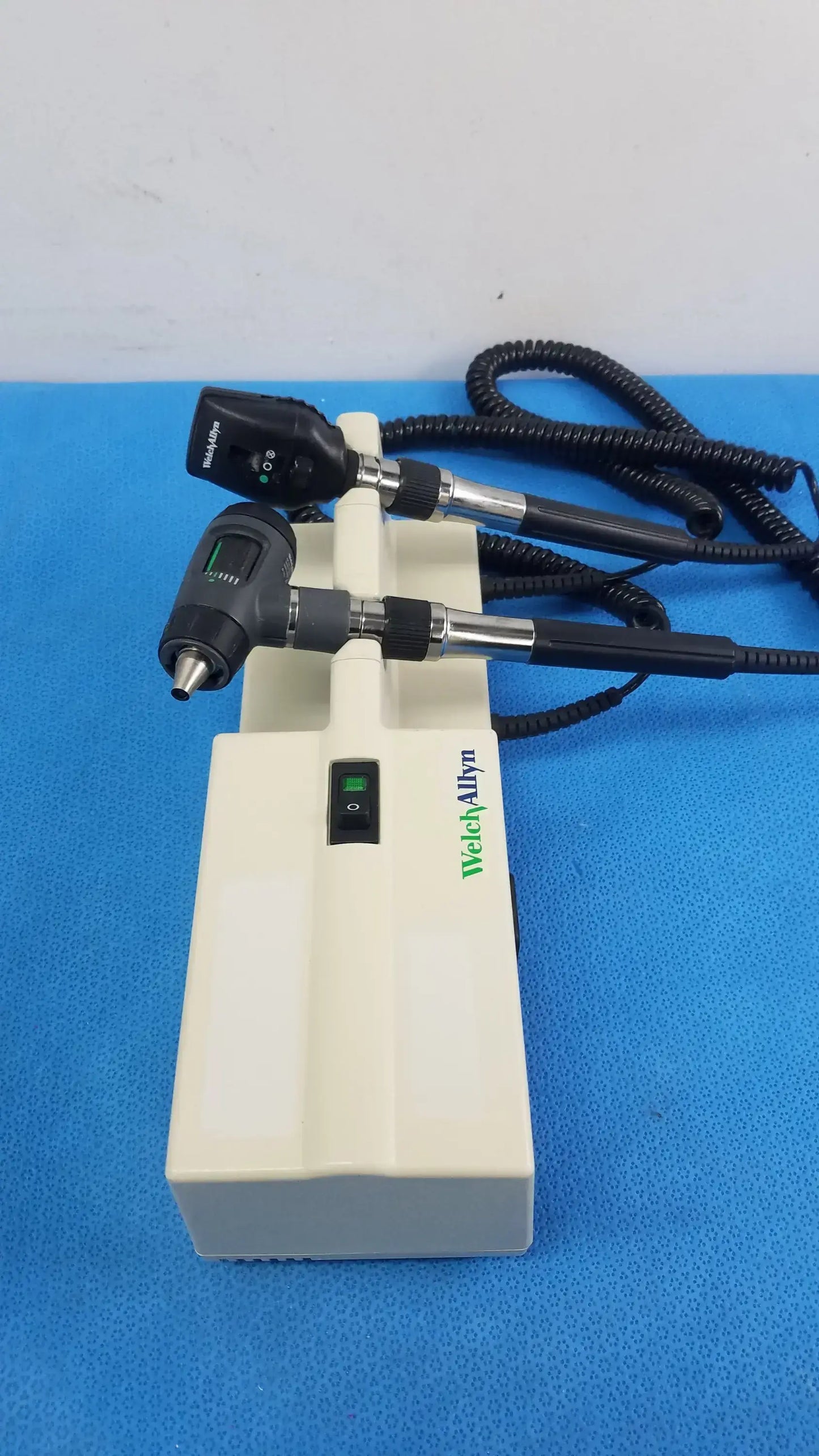 Welch Allyn 767 Series Wall Transformer With Otoscope & Ophthalmoscope Heads - Diagnostic System