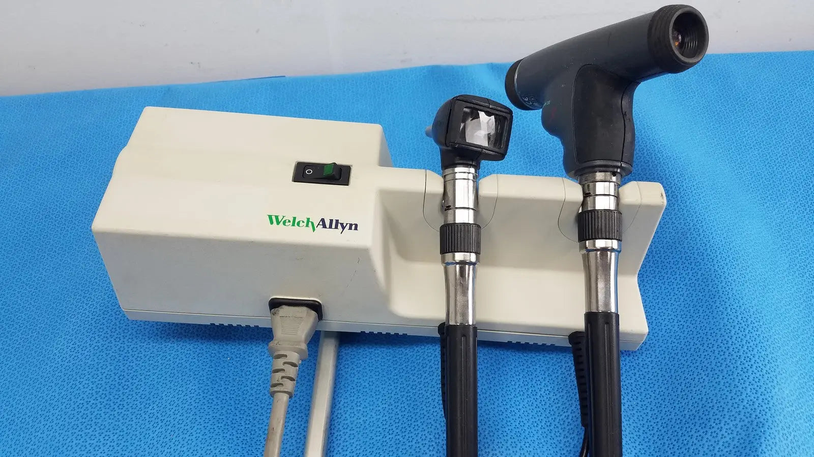 Welch Allyn 767 Series Wall Transformer with PanOptic Ophthalmoscope & Otoscope
