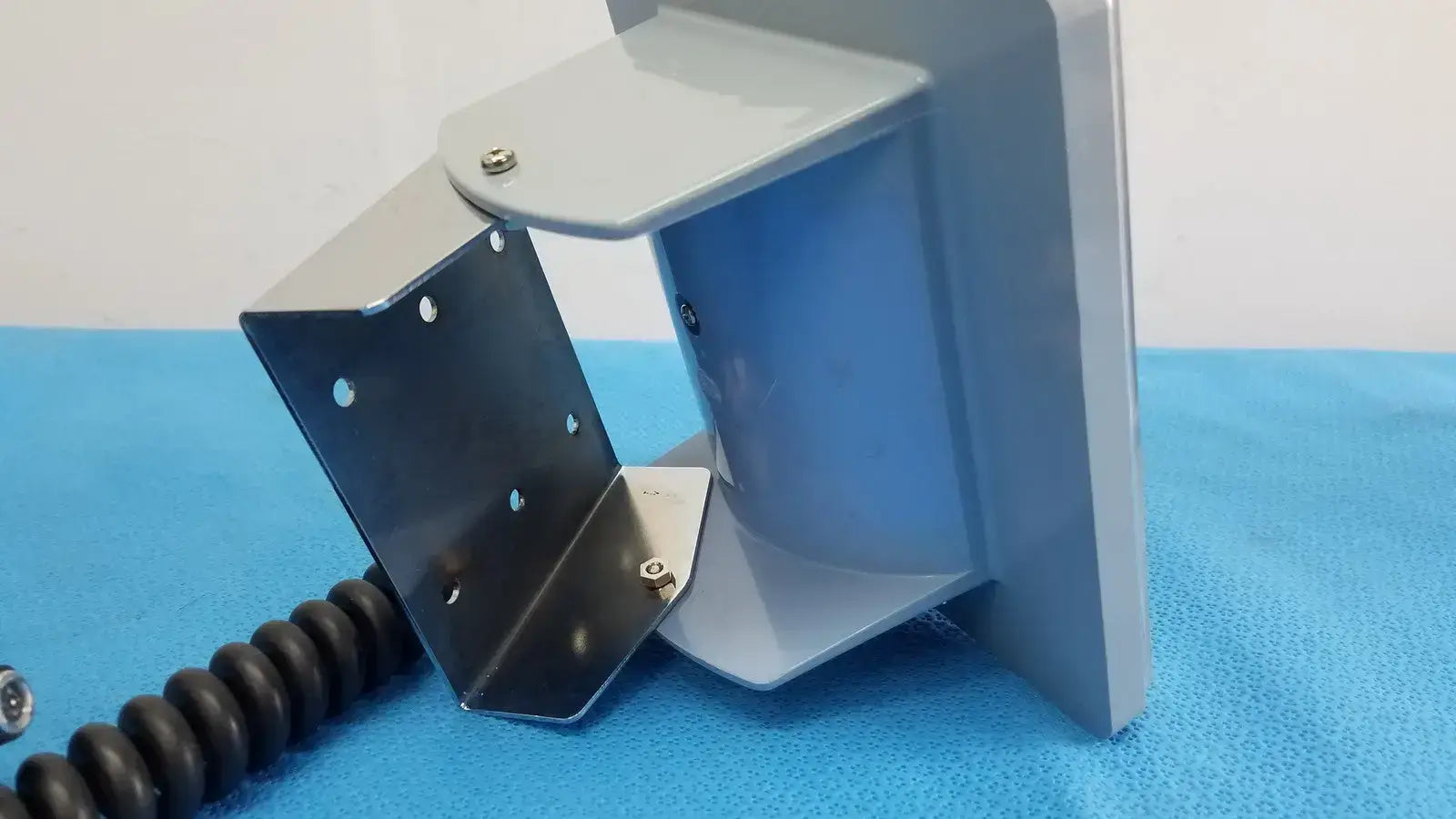Welch Allyn AccuCare Wall Aneroid Sphygmomanometer BP Cuff Monitor Gauge