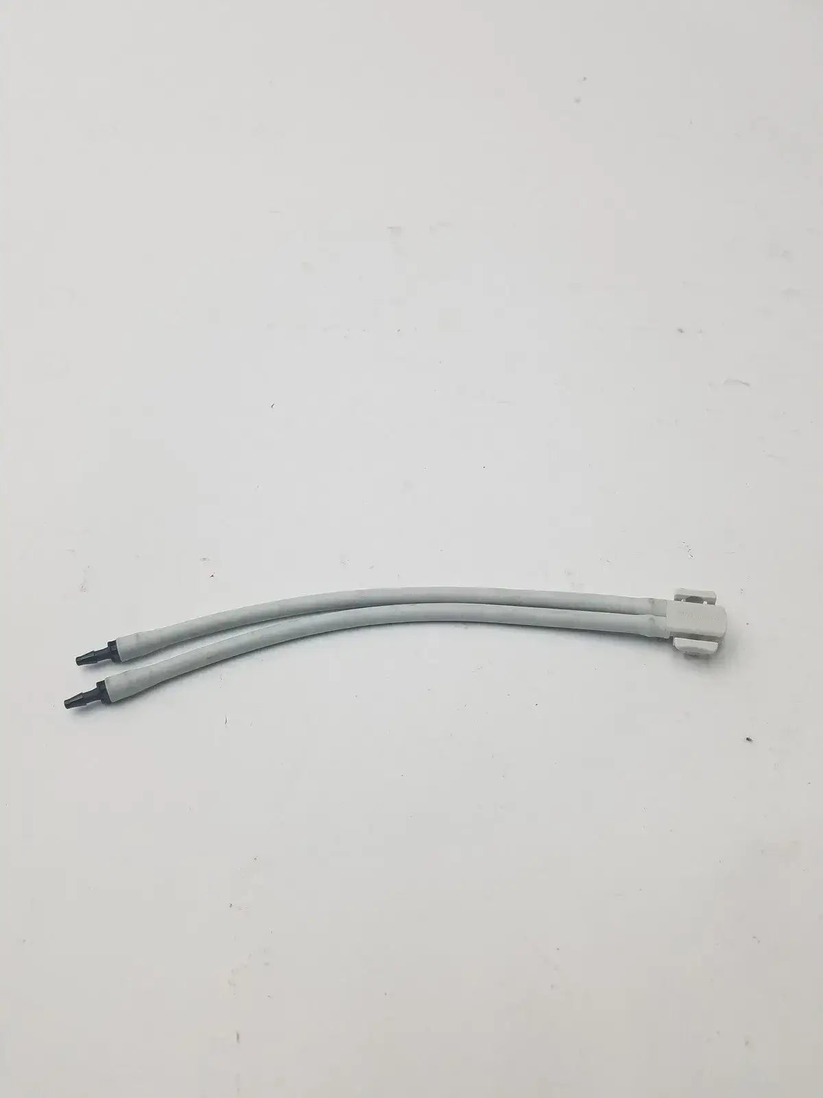 Welch Allyn FlexiPort 2-Tube with Locking Connector - Blood Pressure Monitor Accessory