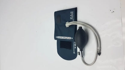 Welch Allyn FlexiPort reusable blood pressure cuff adult 11 black rubber bulb and tubing pressure cuff 25 to 34 cm