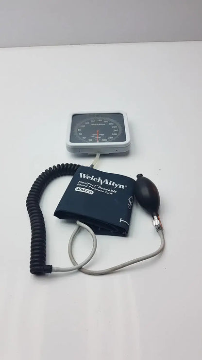 Welch Allyn Lifetime Certified Blood Pressure Gauge with Cuff 25-34cm