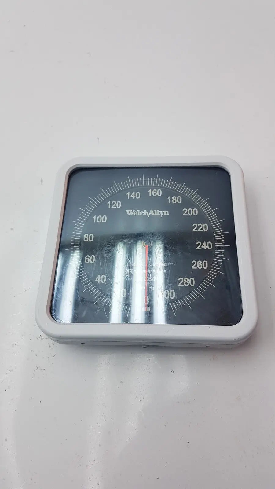 Welch Allyn Lifetime Certified Blood Pressure Monitor/Gauge - Monitor