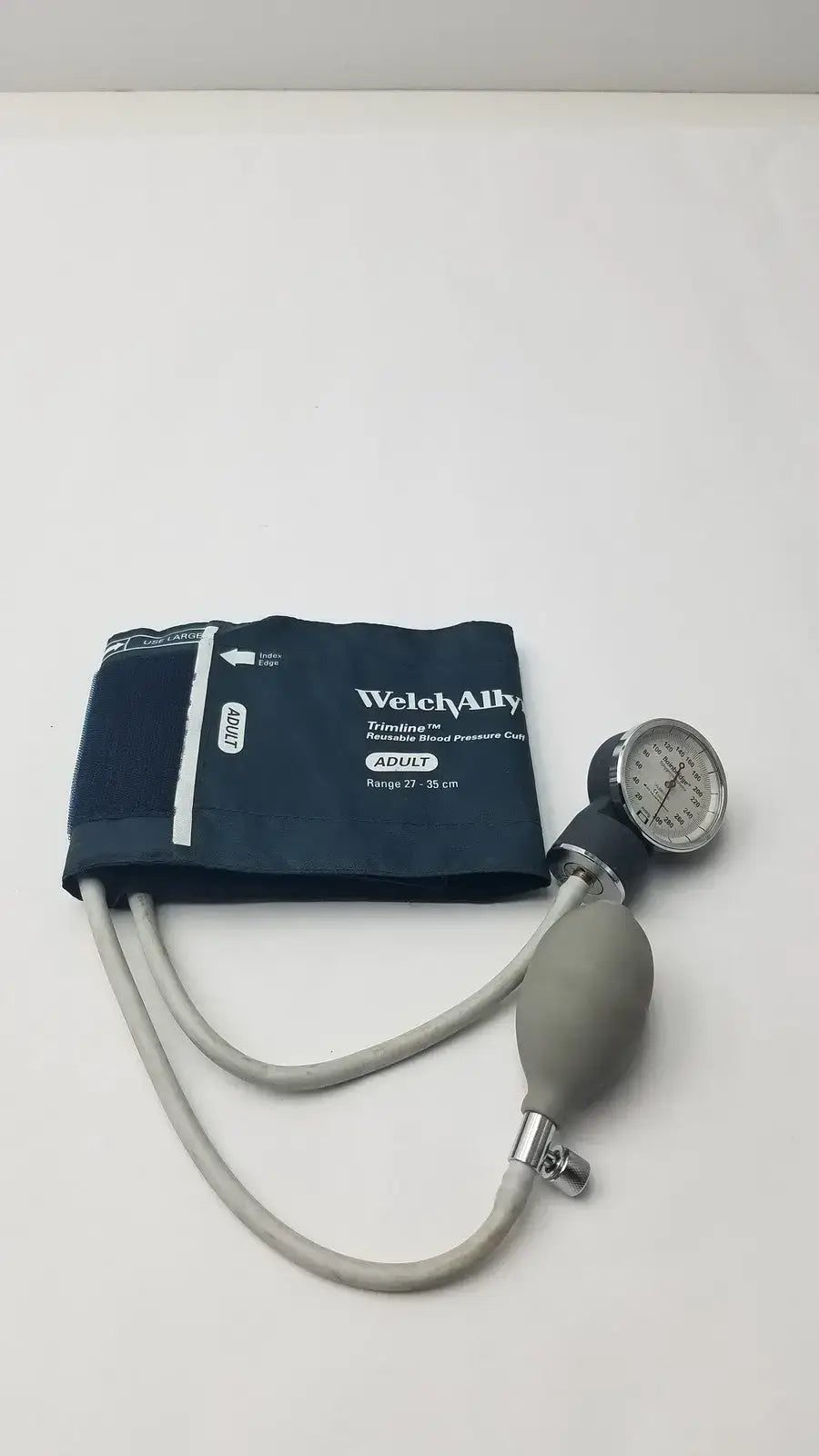 Welch Allyn Trimline Reusable Blood Pressure Cuff Adult Range 27-35 cm