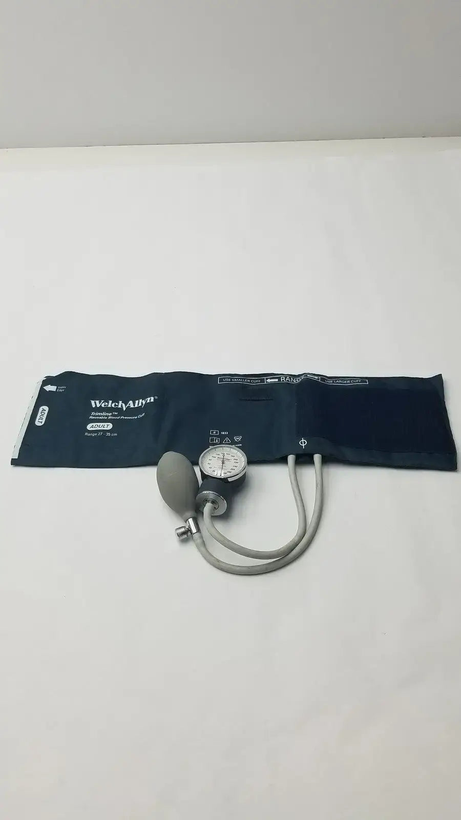 Welch Allyn Trimline Reusable Blood Pressure Cuff Adult Range 27-35 cm