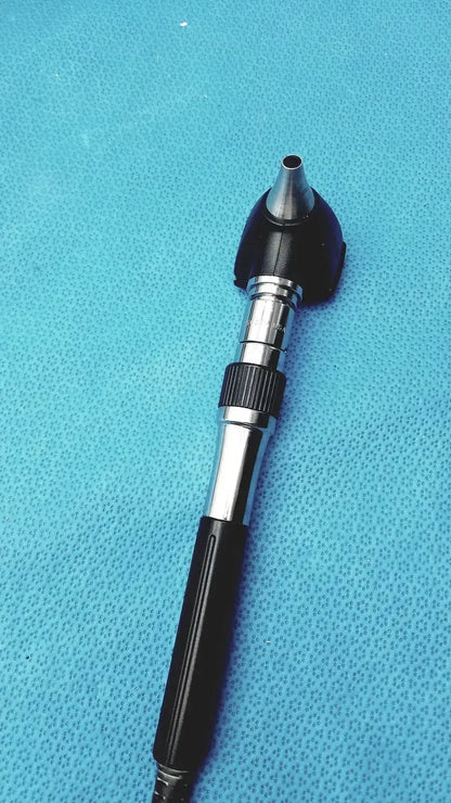 Welch Allyn Wall Mount Transformer with Otoscope & Ophthalmoscope - Diagnostic Set
