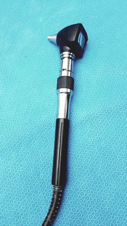 Welch Allyn Wall Mount Transformer with Otoscope & Ophthalmoscope - Diagnostic Set
