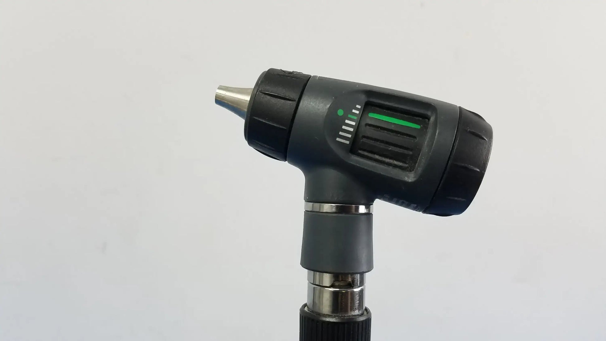 Welch Allyn Wall Transformer With 11720 Otoscope & Ophthalmoscope Heads