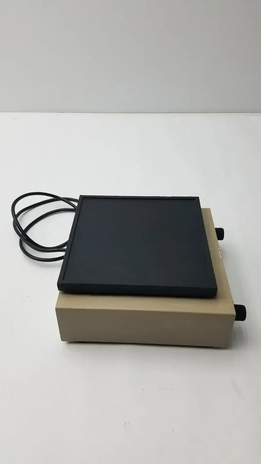 Wellcome Diagnostics Thermolyne M53425 Platform Lab Shaker - Orbital