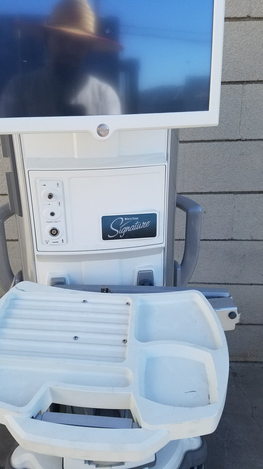 Whitestar Signature Phacoemulsifier with Footswitch