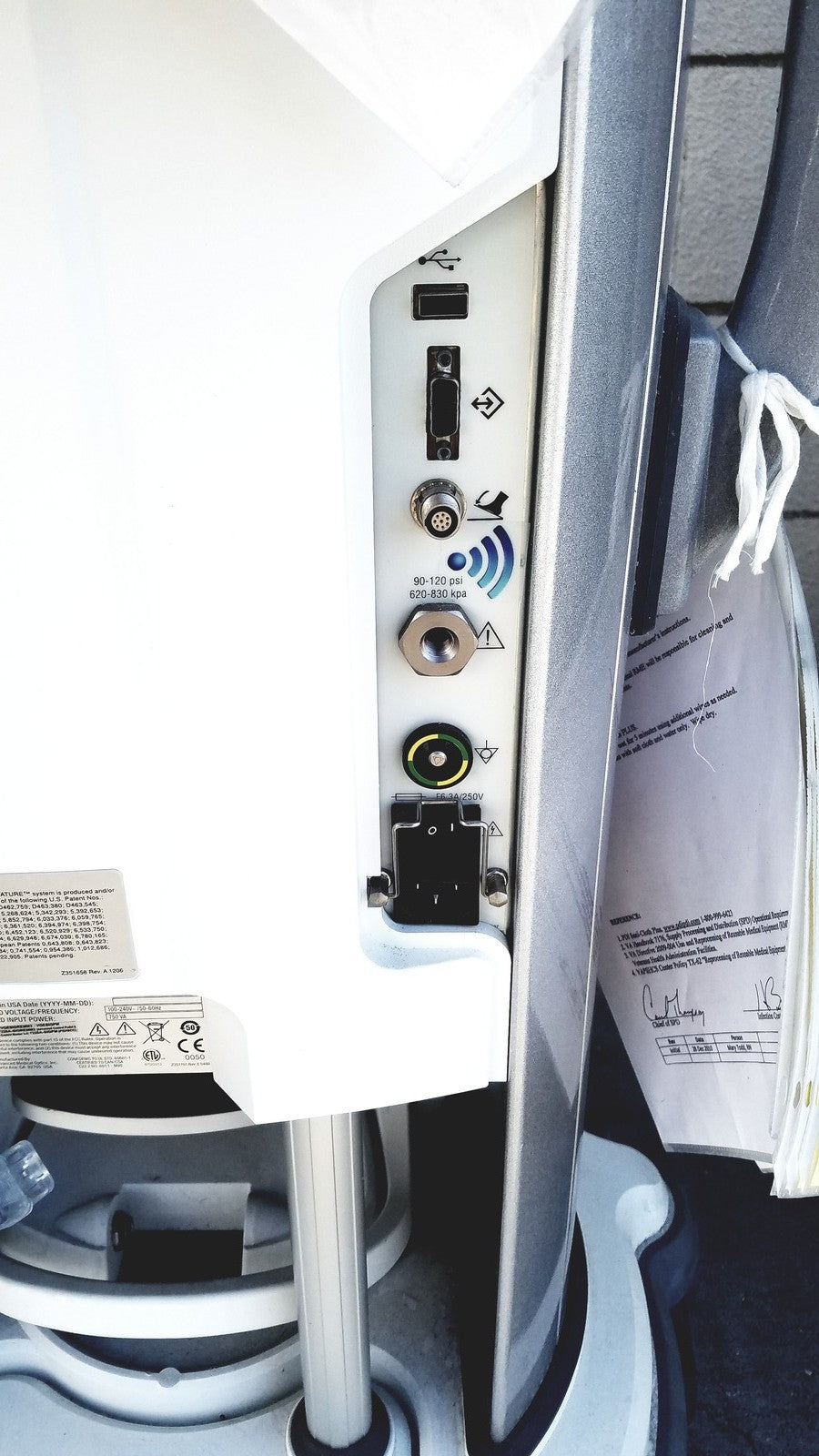 Whitestar Signature Phacoemulsifier with Footswitch