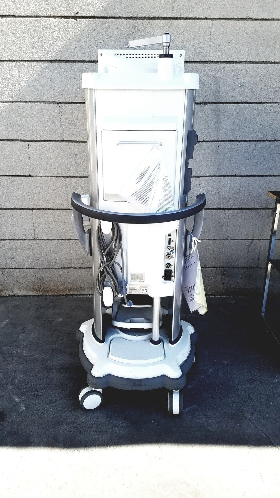 Whitestar Signature Phacoemulsifier with Footswitch