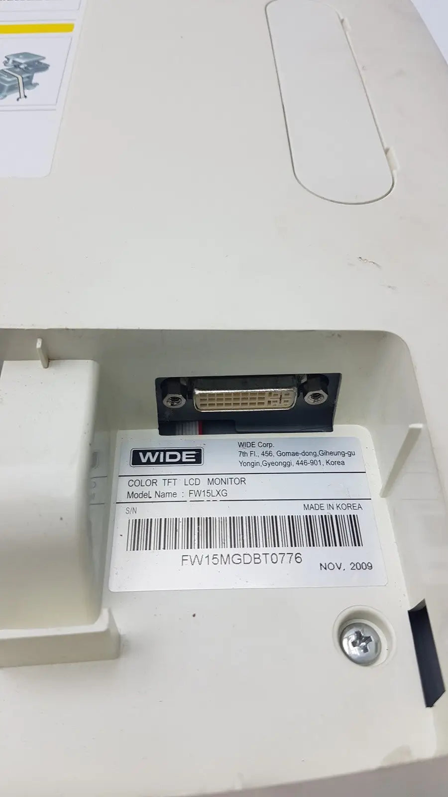 Wide Color TFT LCD Monitor Model No FW15LXG