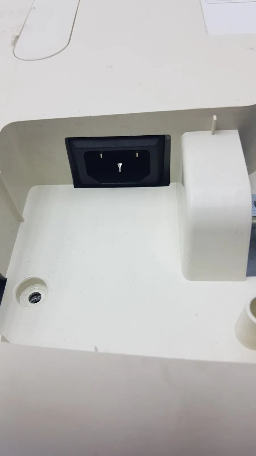 Wide Color TFT LCD Monitor Model No FW15LXG