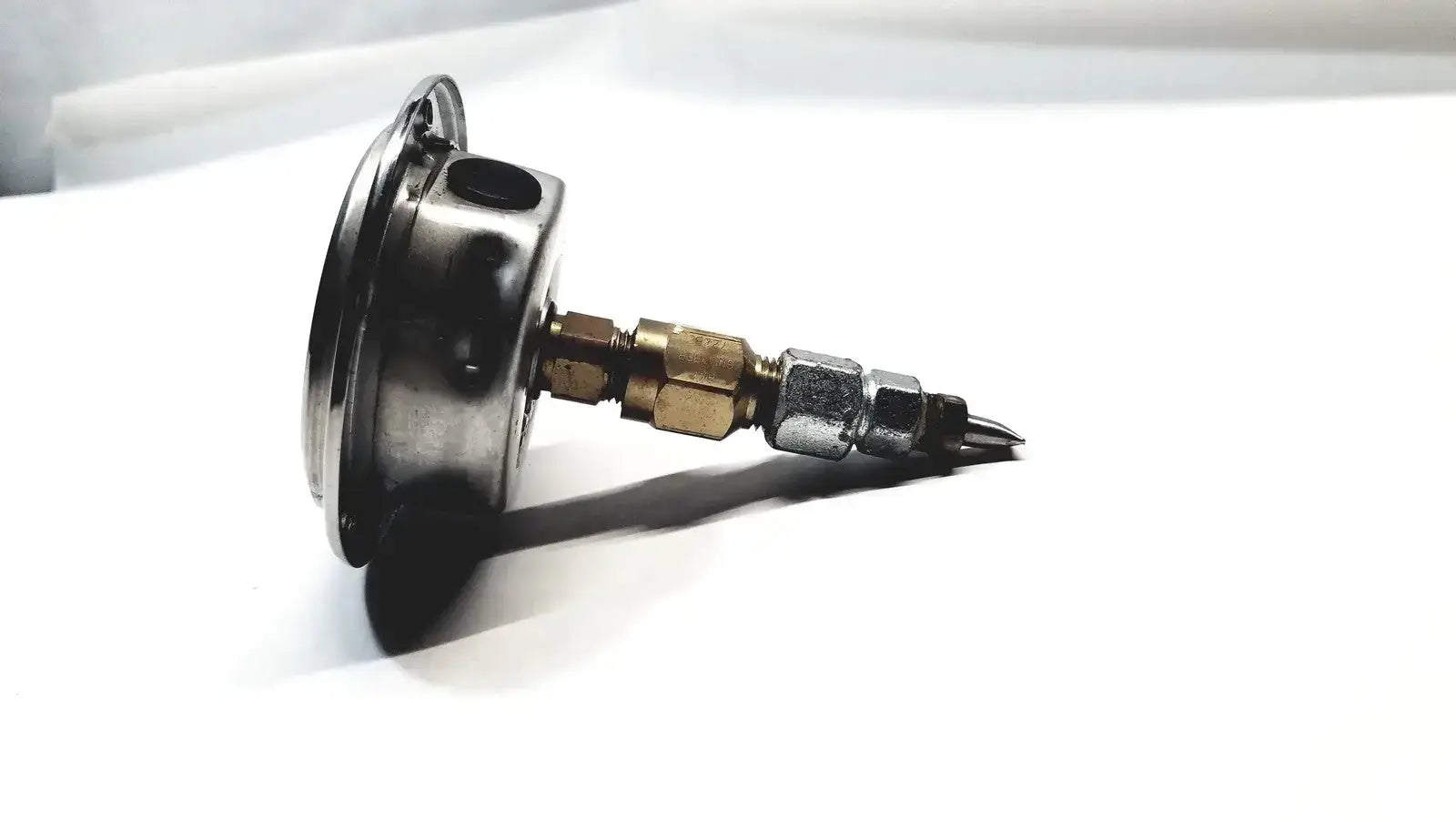 WIKA Pressure Gauge Bar & Psi