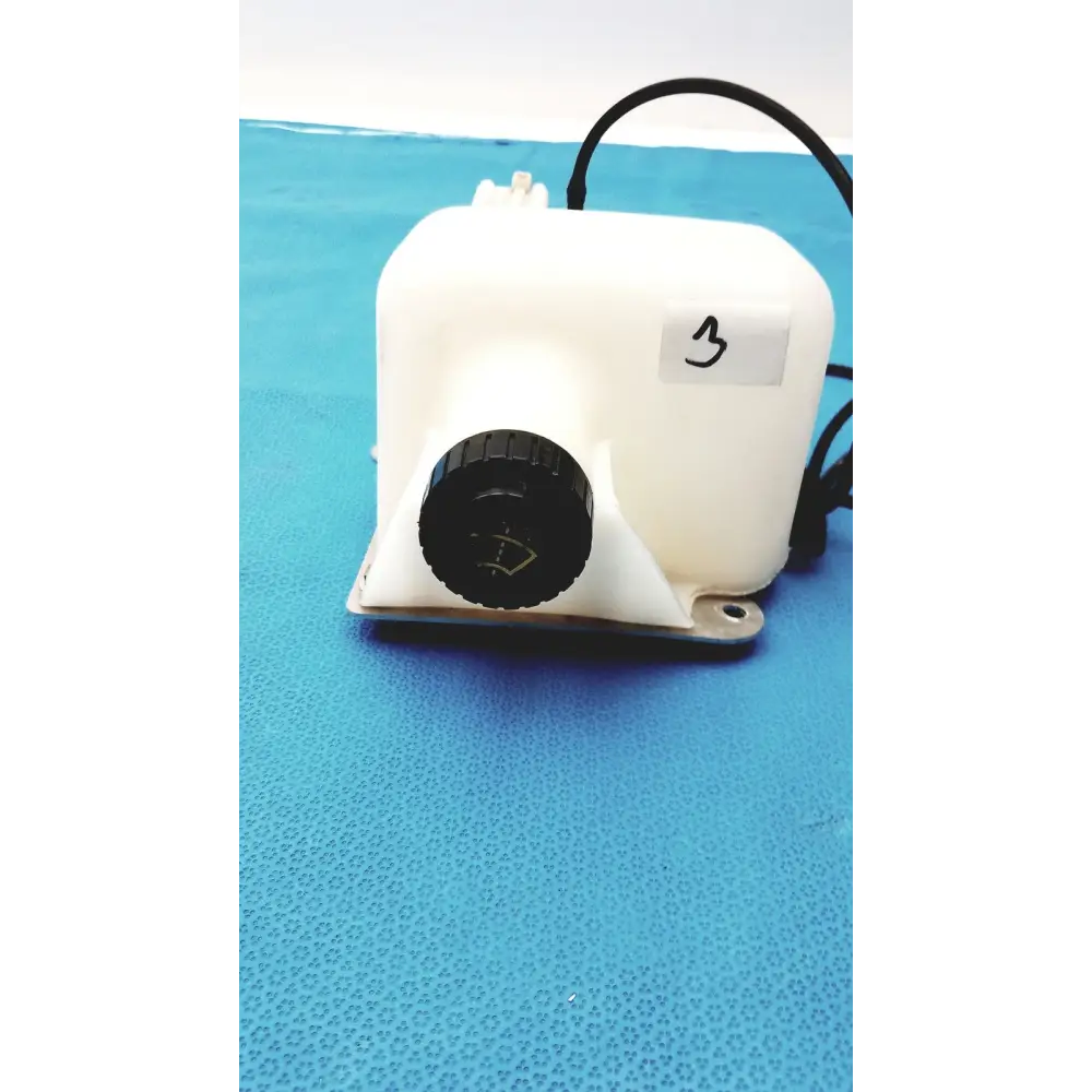 Windshield Washer Fluid Reservoir Tank with Cap