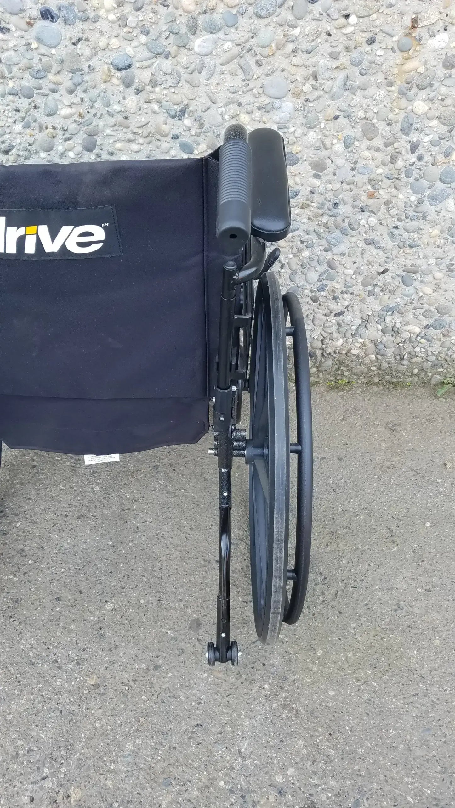 X4 Transport Wheelchair by Drive Medical – Foldable & Lightweight