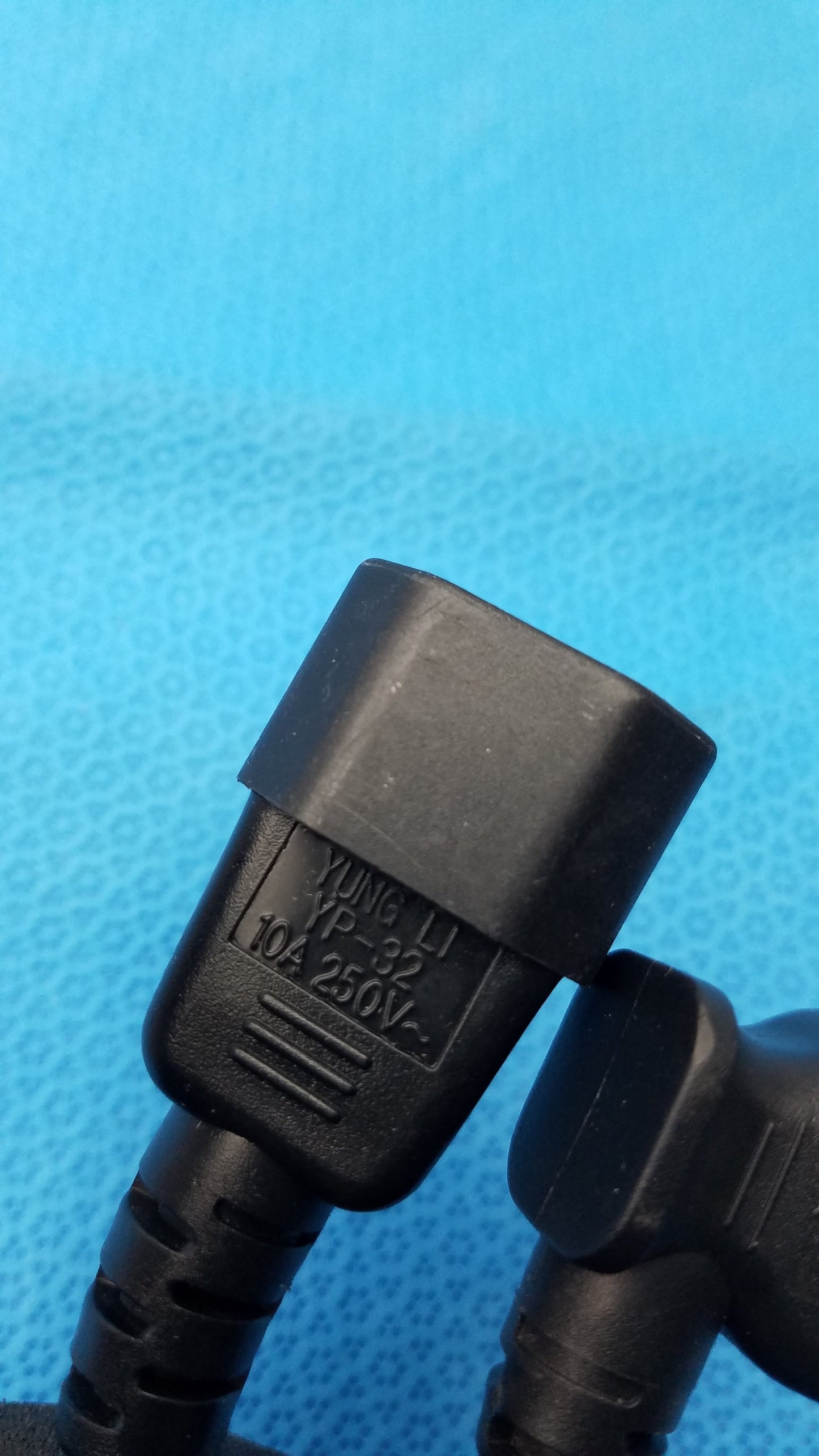 Yung Li YC-12 IEC C14 to Triple C13 Female 3-Way Power Splitter Cord