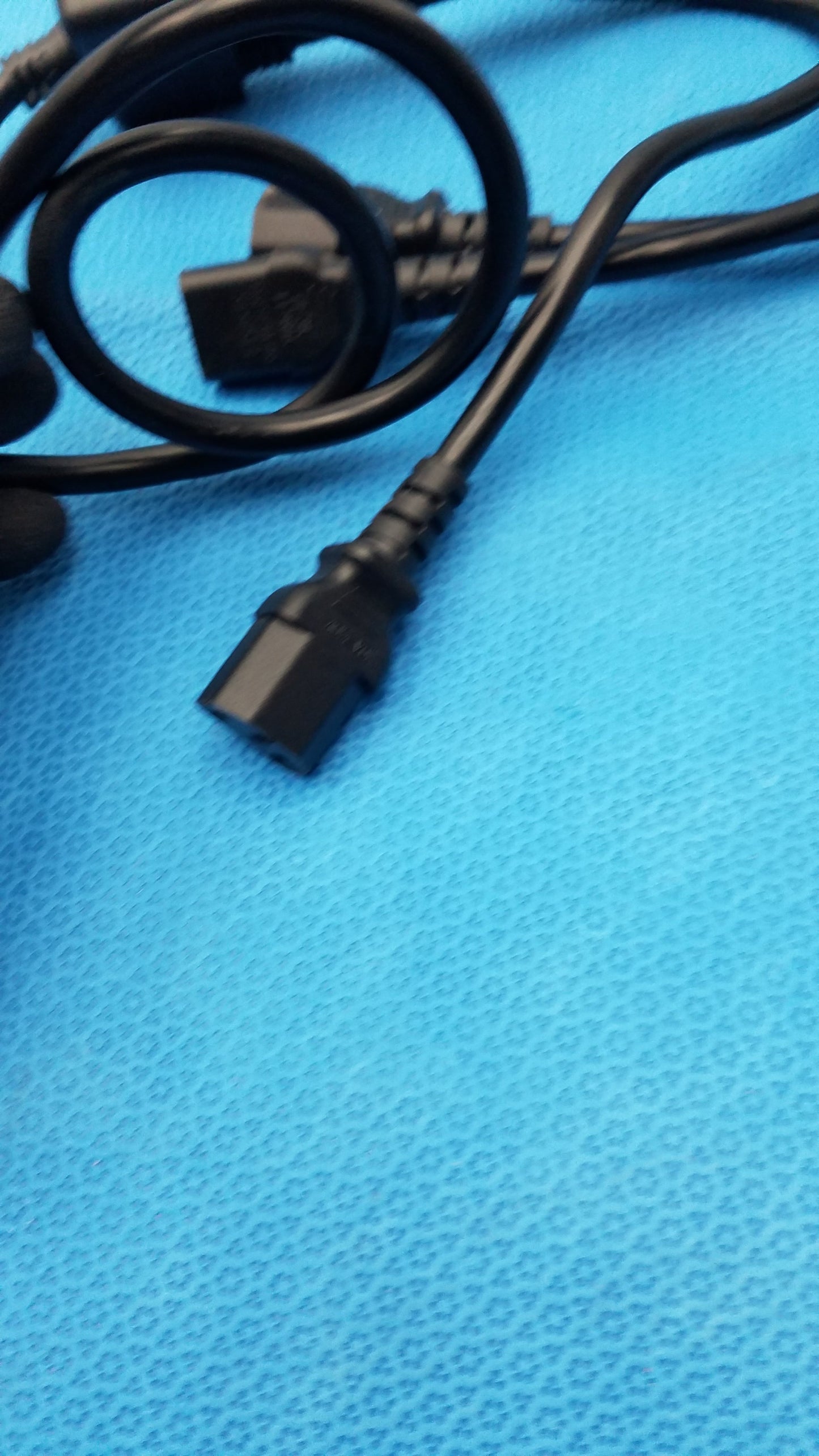 Yung Li YC-12 IEC C14 to Triple C13 Female 3-Way Power Splitter Cord