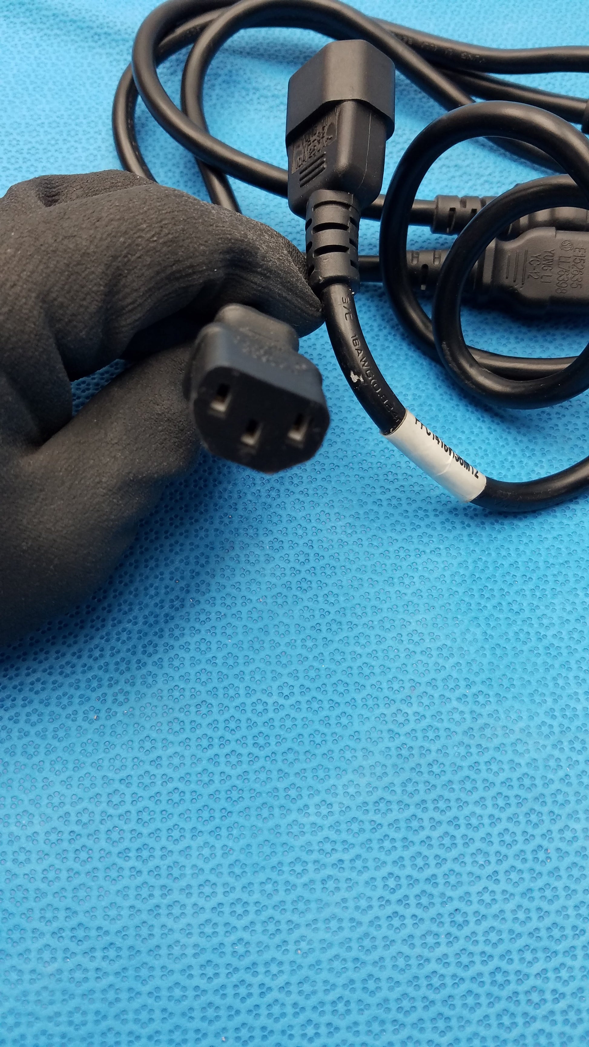 Yung Li YC-12 IEC C14 to Triple C13 Female 3-Way Power Splitter Cord