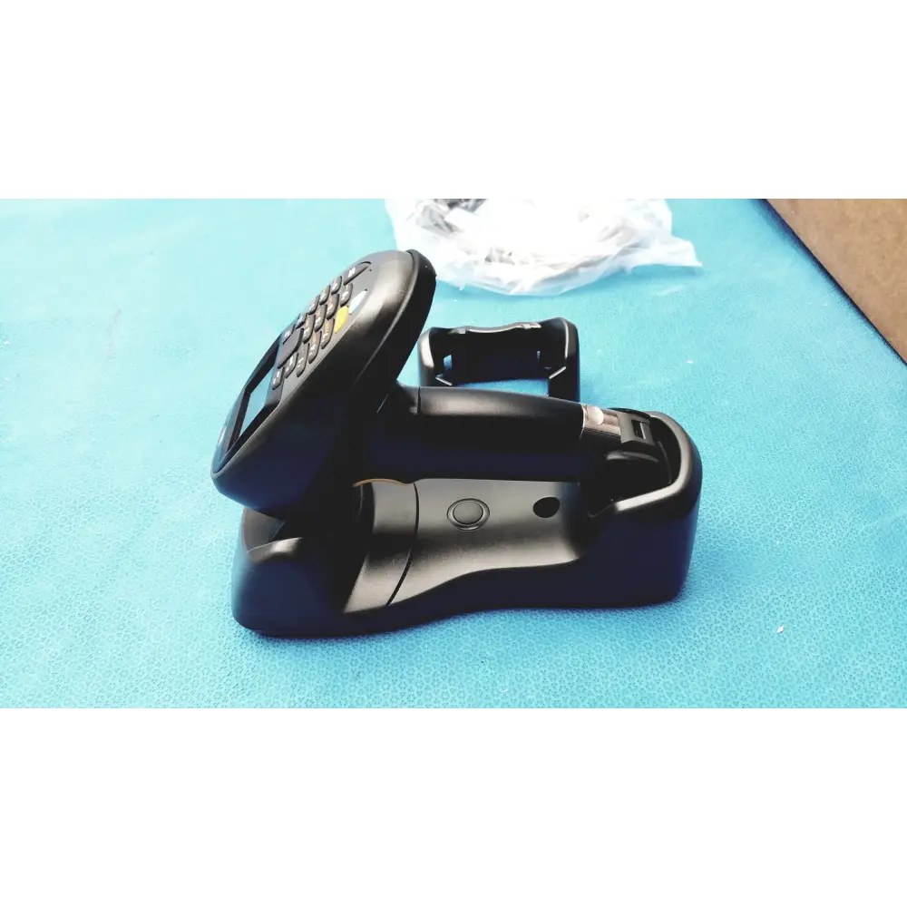 Zebra Barcode Scanner MT2070-SD4D62370WR with Battery Charger