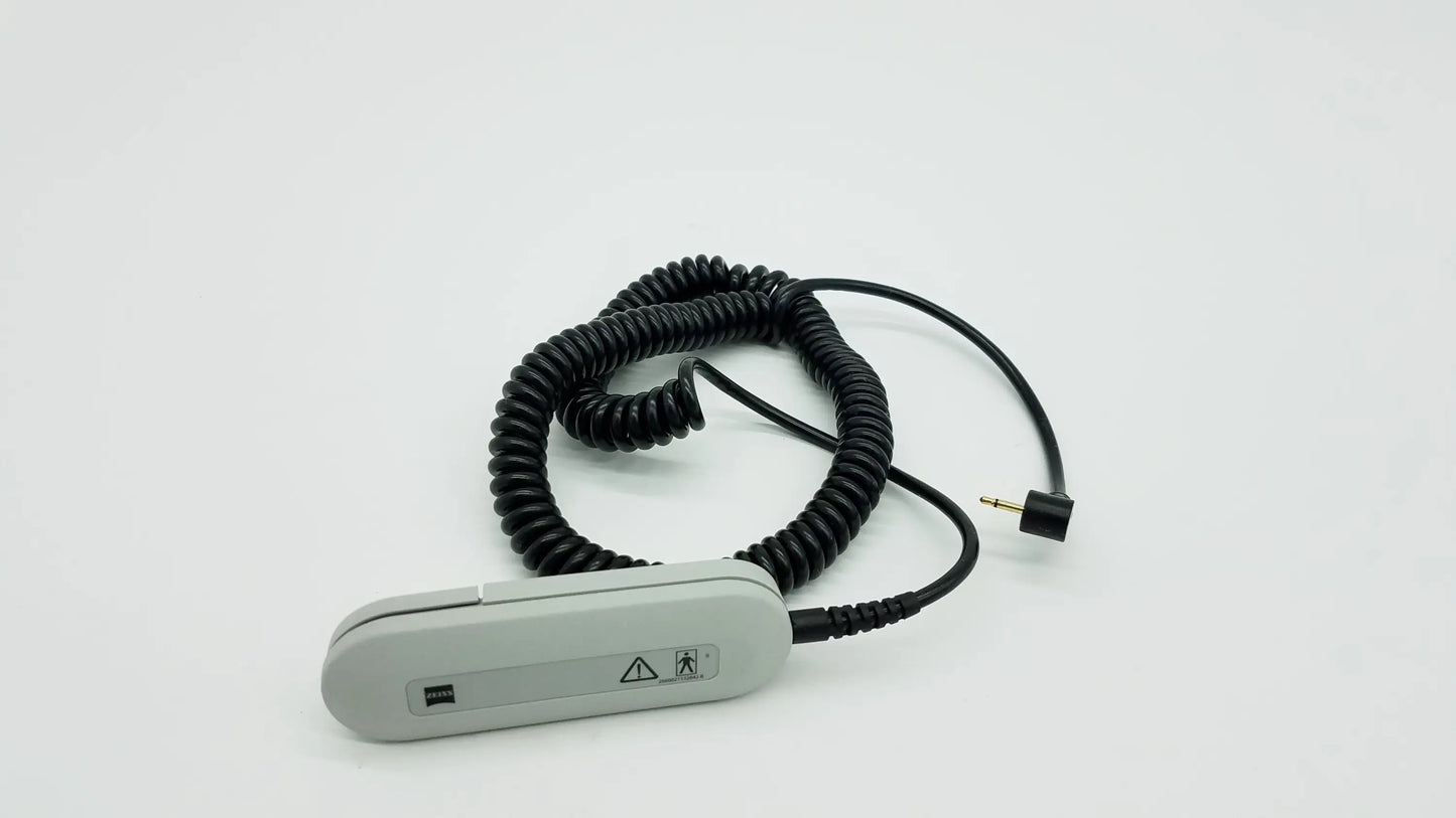 Zeiss Patient Response Button