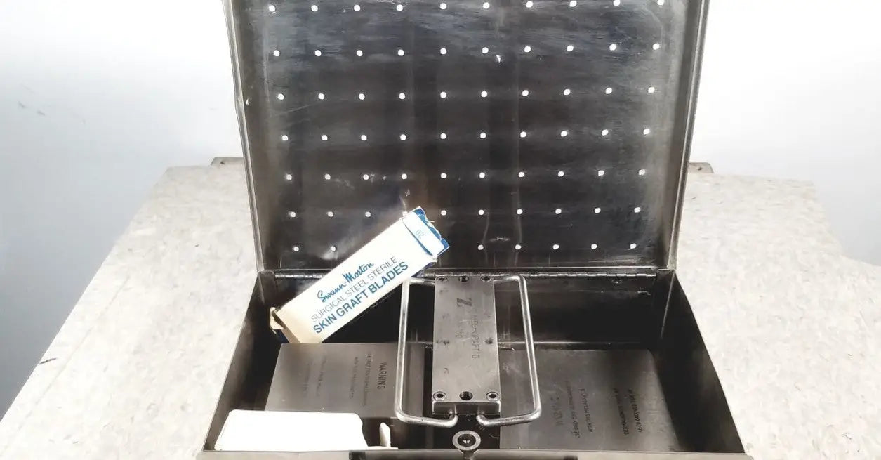 Zimmer Meshgraft Dermatome II 2195-100 With Skin Graft Blades
