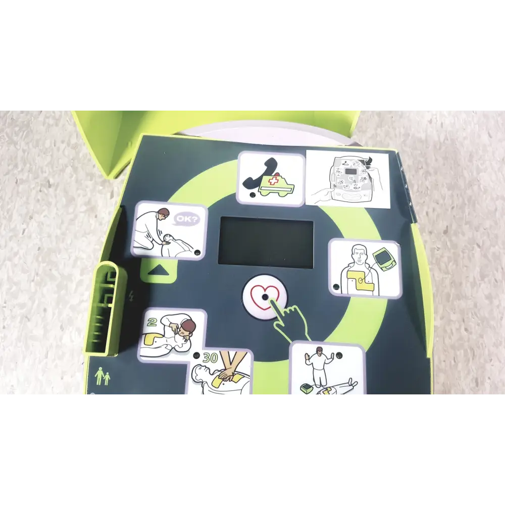 Zoll AED Plus Defibriillator and Carry Case - Automated External Defibrillator (AED)