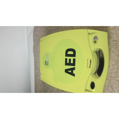 Zoll AED Plus Defibriillator and Carry Case - Automated External Defibrillator (AED)